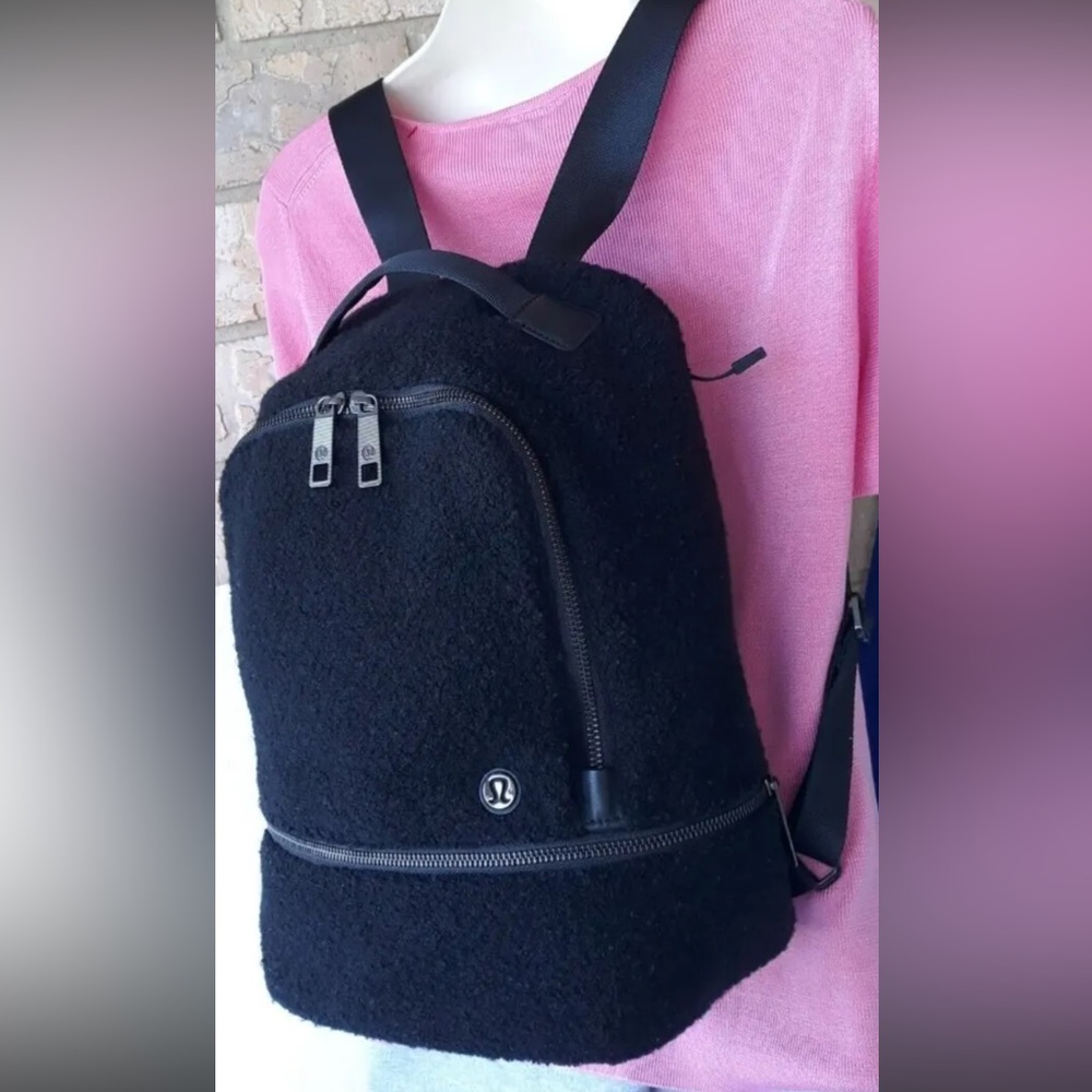 Lululemon City Adventurer Backpack Mini Black One Size Sherpa Fleece